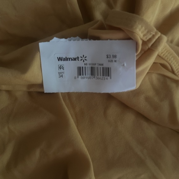 Women’s different size tanks bundle - Picture 9 of 9